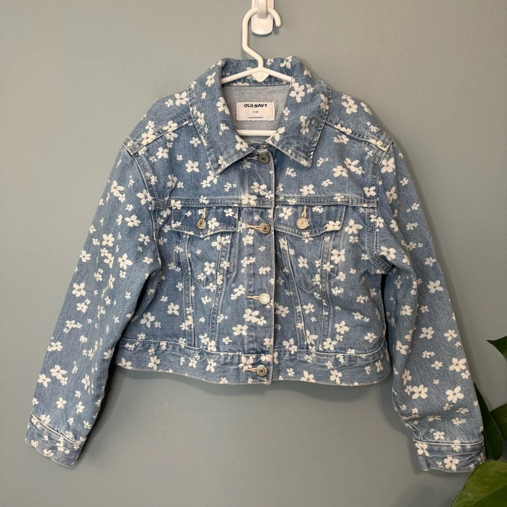 Old Navy Cropped Floral-Print Jean Trucker Jacket for Girls. Medium